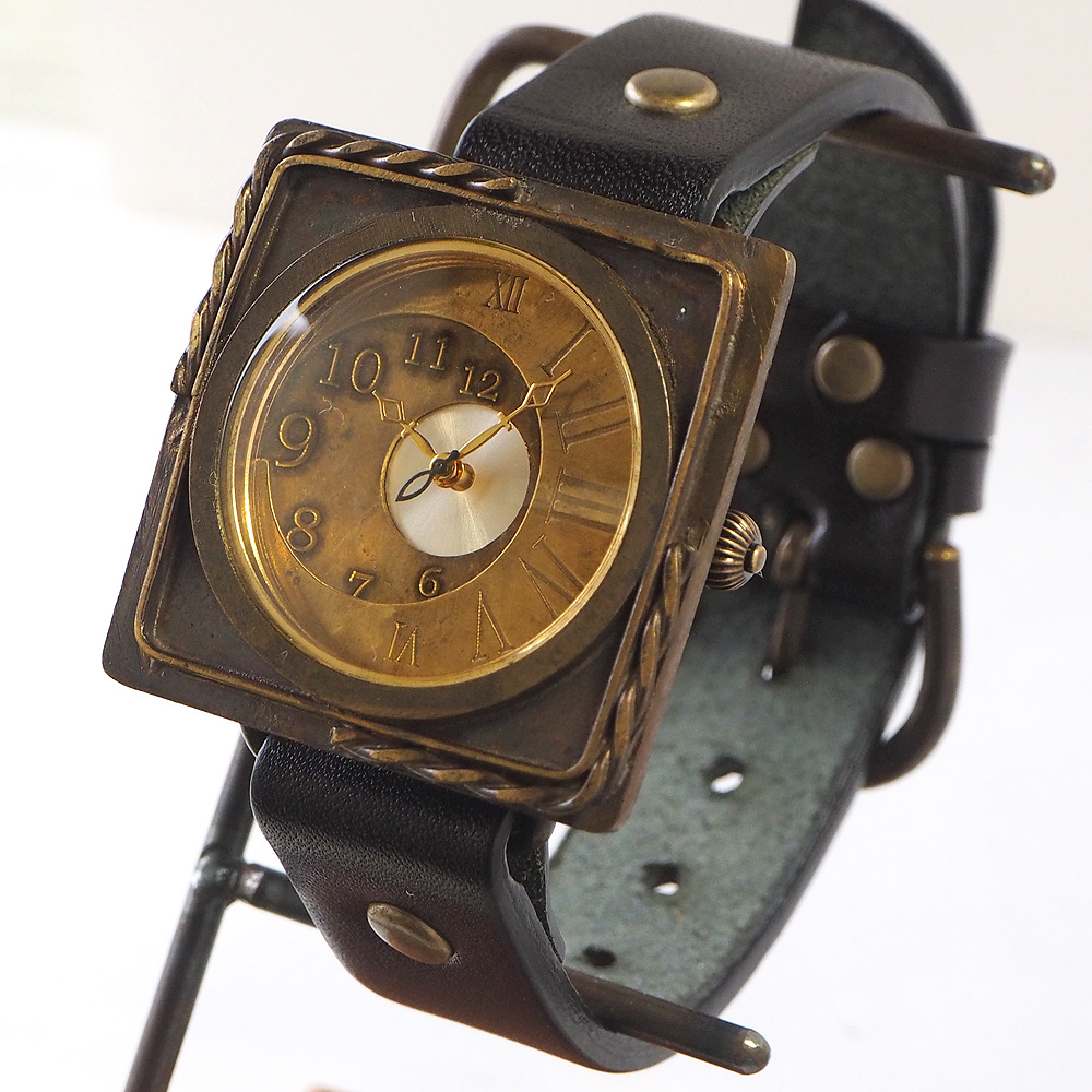  vie（ヴィー） 手作り腕時計 “crescent moon -クレセントムーン-” スクエアタイプ [WB-033]