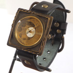 vie（ヴィー） 手作り腕時計 “crescent moon -クレセントムーン-”スクエアタイプ [WB-033]